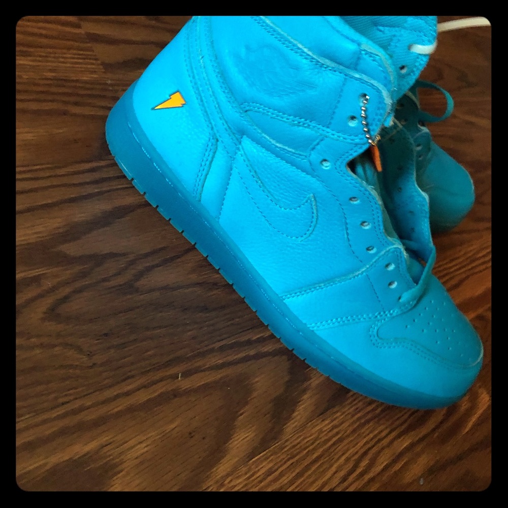 Jordan 1s Gatorades blue